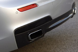 2011 BMW 740Li exhaust tips