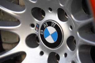2011 BMW 740Li wheel