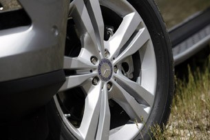 2012 Mercedes-Benz ML350 BlueTec 4Matic wheel