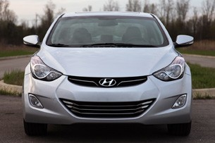2011 Hyundai Elantra Limited front view