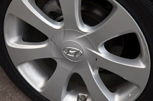 2011 Hyundai Elantra Limited wheel