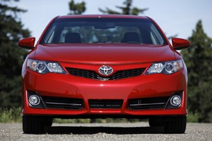 2012 Toyota Camry front view