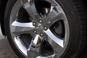 2011 Dodge Charger Rallye V6 wheel