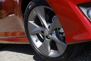 2012 Toyota Camry wheel