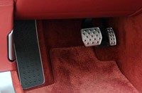 2012 Bentley Continental GTC pedals