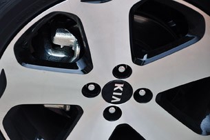 2012 Kia Rio 5-Door wheel