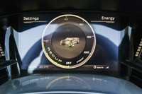 2014 Audi e-tron Spyder gauges