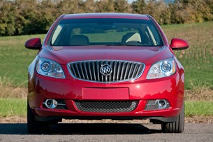 2012 Buick Verano front view