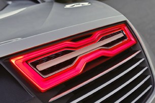 2014 Audi e-tron Spyder taillight