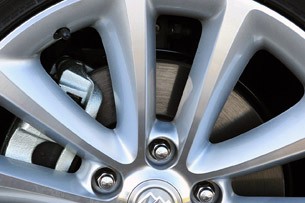 2012 Buick Verano wheel detail