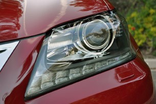 2013 Lexus GS 350 headlight