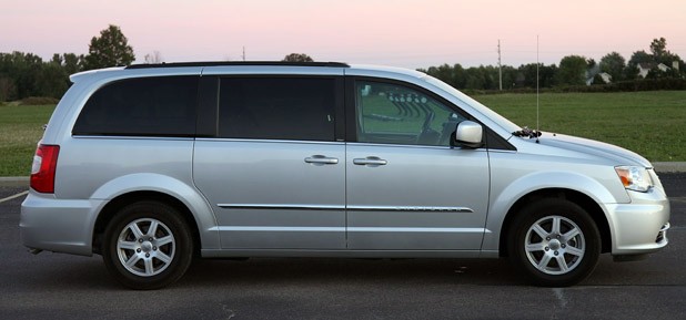 2011 Chrysler Town & Country Touring side view