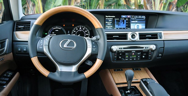 2013 Lexus GS 450h interior
