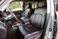 2012 Infiniti QX56 front seats