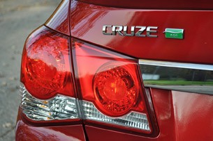 2012 Chevrolet Cruze Eco taillight