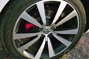 2012 Volkswagen Beetle Turbo wheel