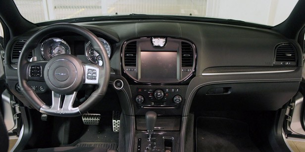 2012 Chrysler 300 SRT8 interior