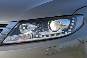 2013 Volkswagen CC headlight