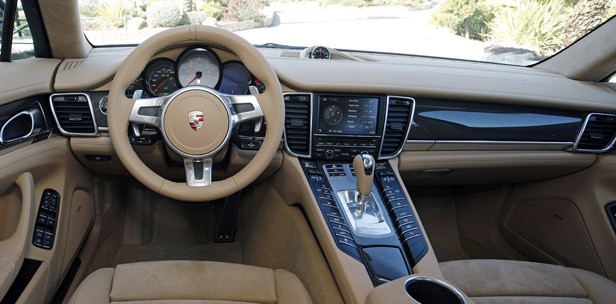 2013 Porsche Panamera GTS interior