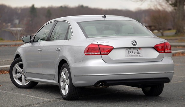 2012 Volkswagen Passat Price, Value, Ratings & Reviews