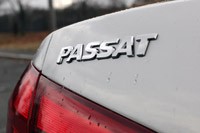 2012 Volkswagen Passat badge