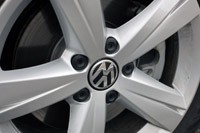 2012 Volkswagen Passat wheel