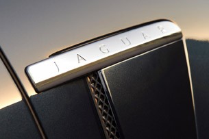 2012 Jaguar XF Supercharged chrome trim