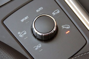 2012 Mercedes ML350 BlueTEC drive mode controls
