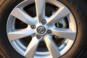 2012 Nissan Versa Sedan wheel