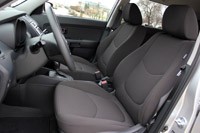 2012 Kia Soul Base 1.6L Eco front seats