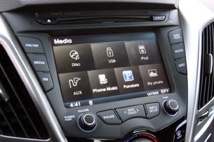 2012 Hyundai Veloster multimedia system display