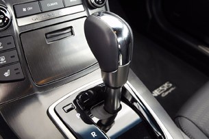 2013 Hyundai Genesis Coupe shifter