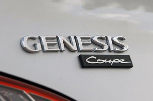 2013 Hyundai Genesis Coupe badge
