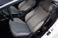 2012 Hyundai Veloster front seats