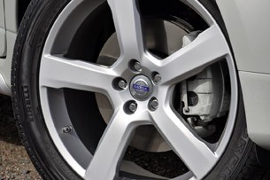 2012 Volvo XC60 R-Design wheel