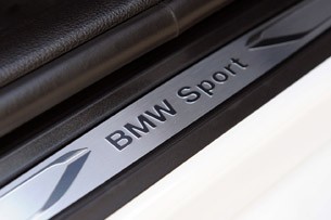 2012 BMW 335i sill plate