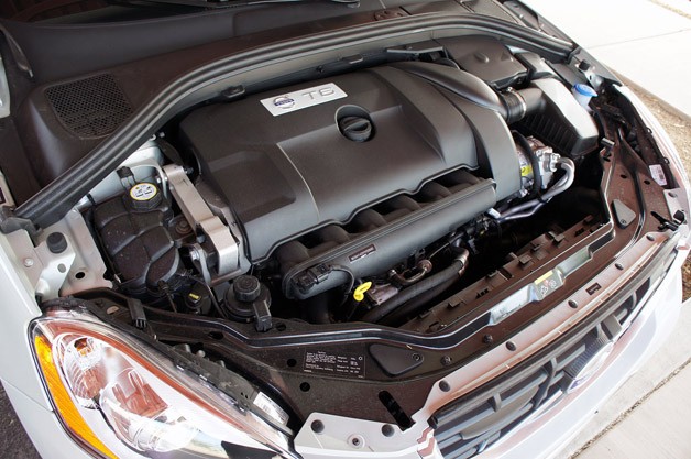 2012 Volvo XC60 R-Design engine