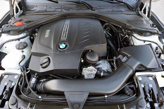 2012 BMW 335i engine