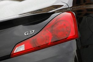 2012 Infiniti G37 IPL taillight