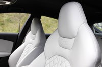 2013 Audi S7 front seats