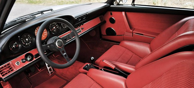 Porsche 911 Restored by Singer interior