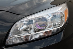 2013 Chevrolet Malibu Eco headlight