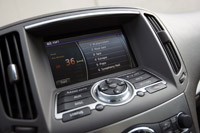 2012 Infiniti G25 audio system display