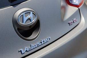 2013 Hyundai Veloster Turbo badges