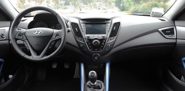 2013 Hyundai Veloster Turbo interior