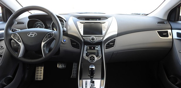 2013 Hyundai Elantra Coupe interior