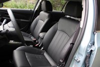 2012 Chevrolet Cruze Wagon front seats