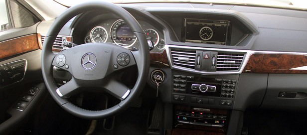 2012 Mercedes E 300 BlueTEC Hybrid interior