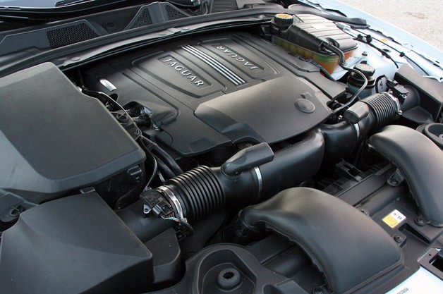 2012 Jaguar XFR engine