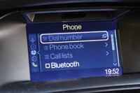 2012 Ford Focus 1.0-liter EcoBoost phone display